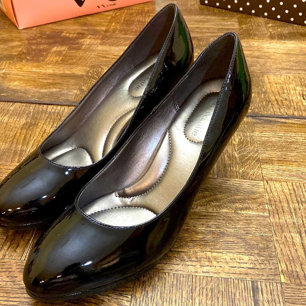 Brand New Black Heels 10 w.  Kelly & Katie